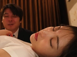 Tưởng dụ được em gái xinh vô khách sạn ai ngờ...